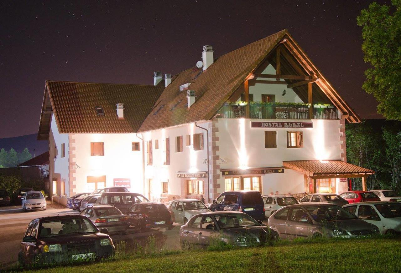 Albergue Haizea Pampeluna Zewnętrze zdjęcie