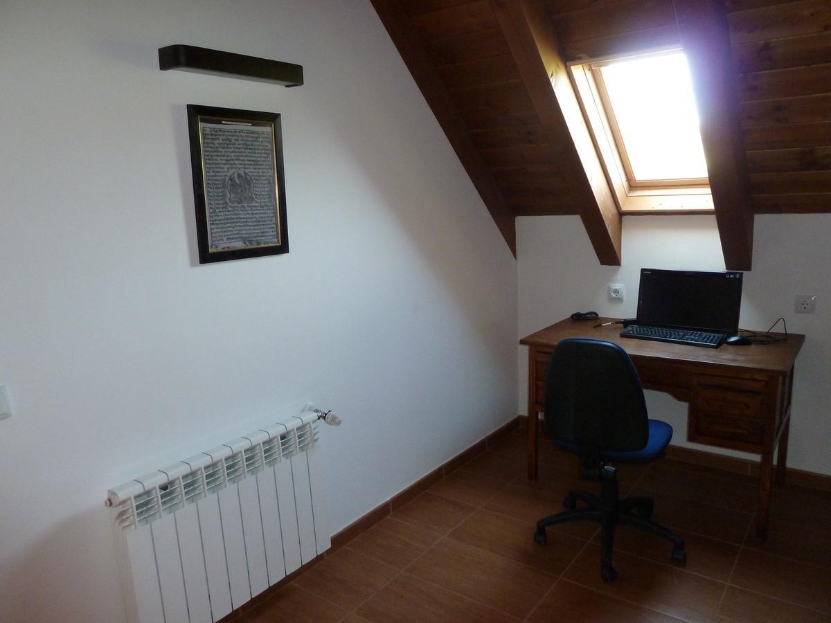 Albergue Haizea Pampeluna Zewnętrze zdjęcie