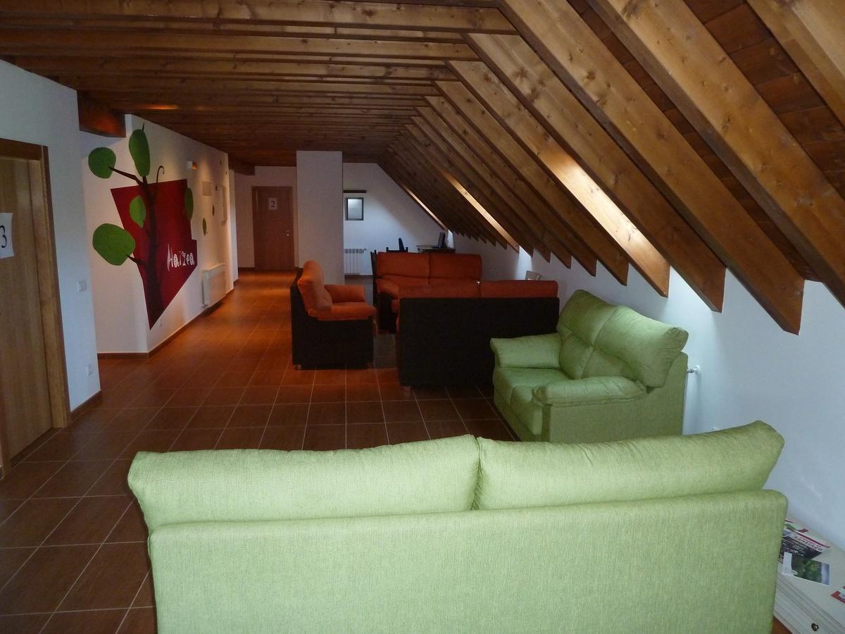 Albergue Haizea Pampeluna Zewnętrze zdjęcie