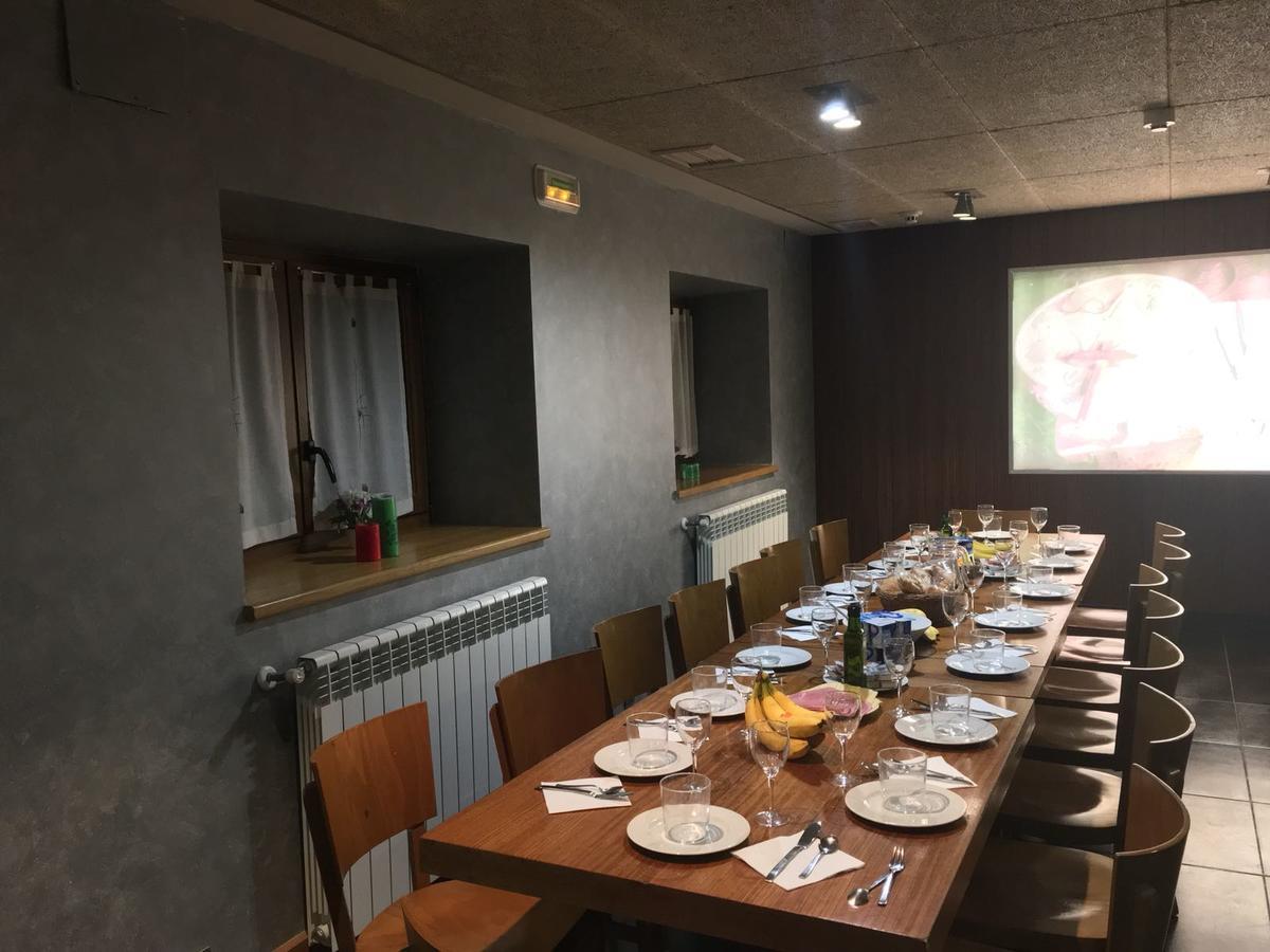 Albergue Haizea Pampeluna Zewnętrze zdjęcie